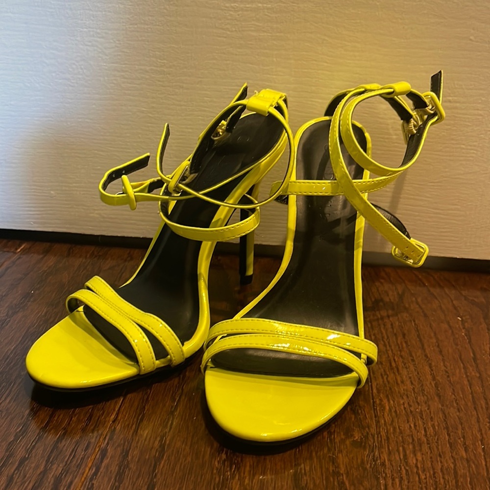 Neon heels